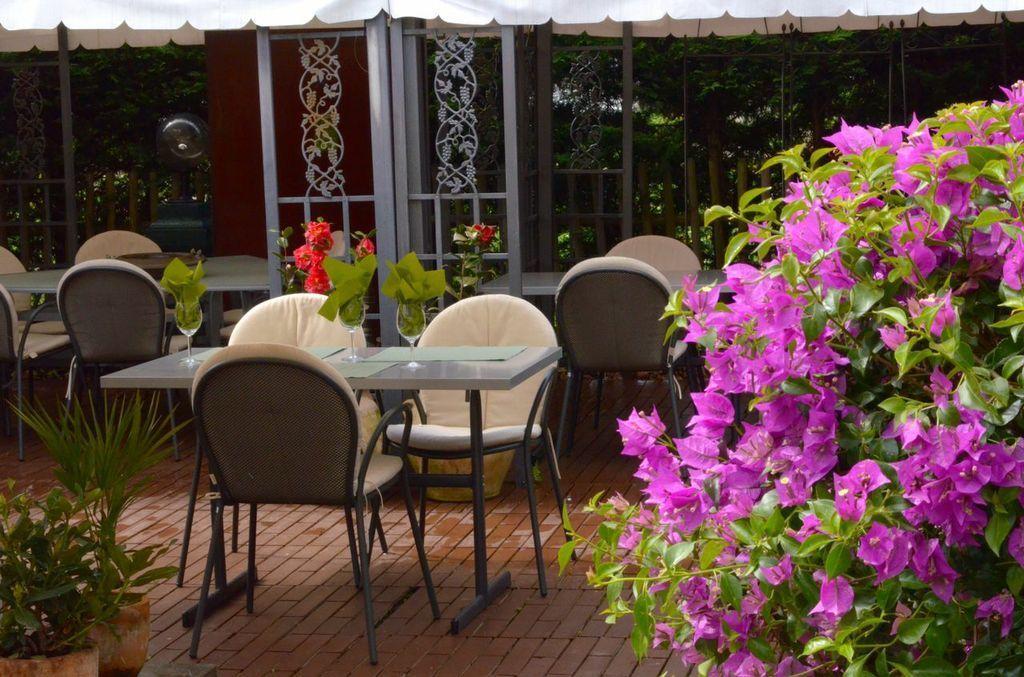 Hotel Restaurant Kutchi Bellevue Luaran gambar